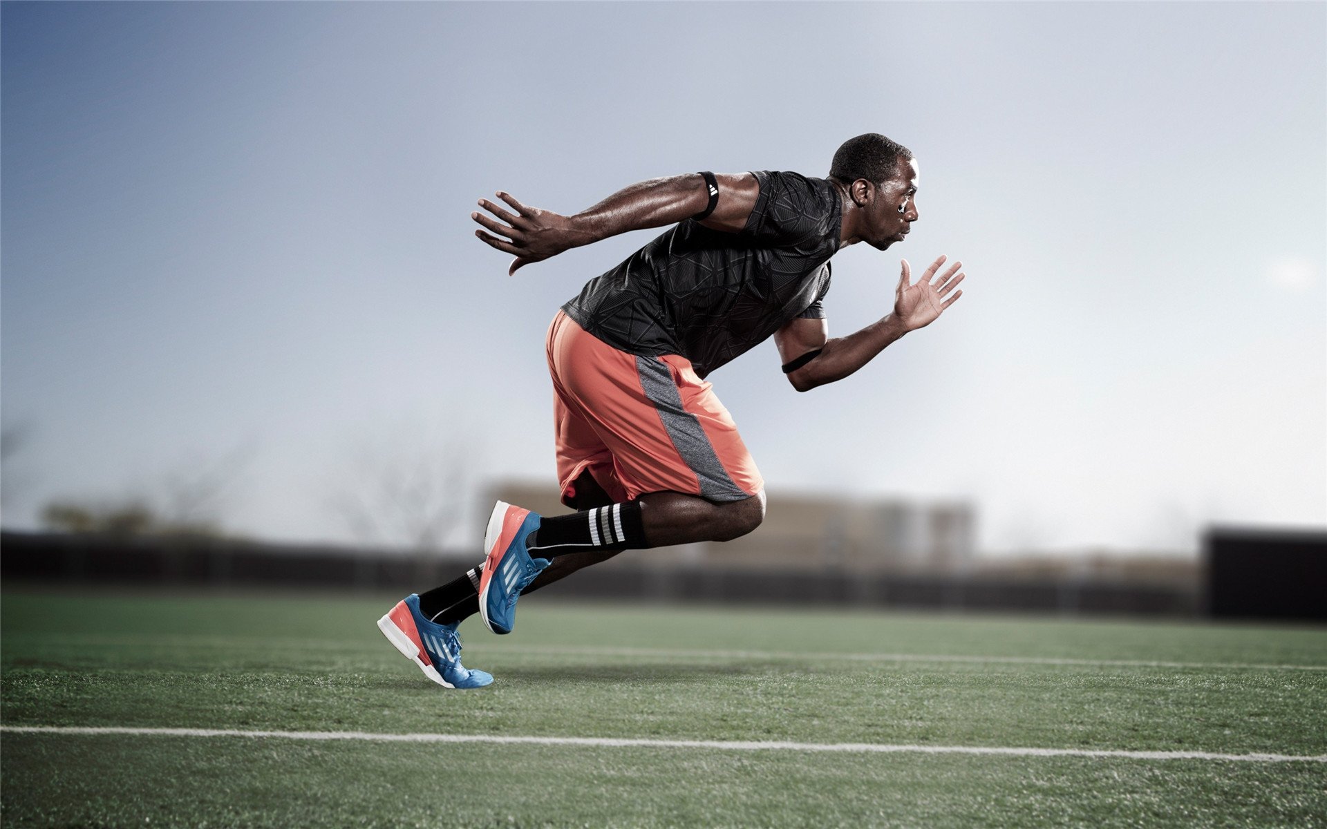 中国足球运动员海外试训取得新突破,提升战斗力,中国足球海外球员新闻