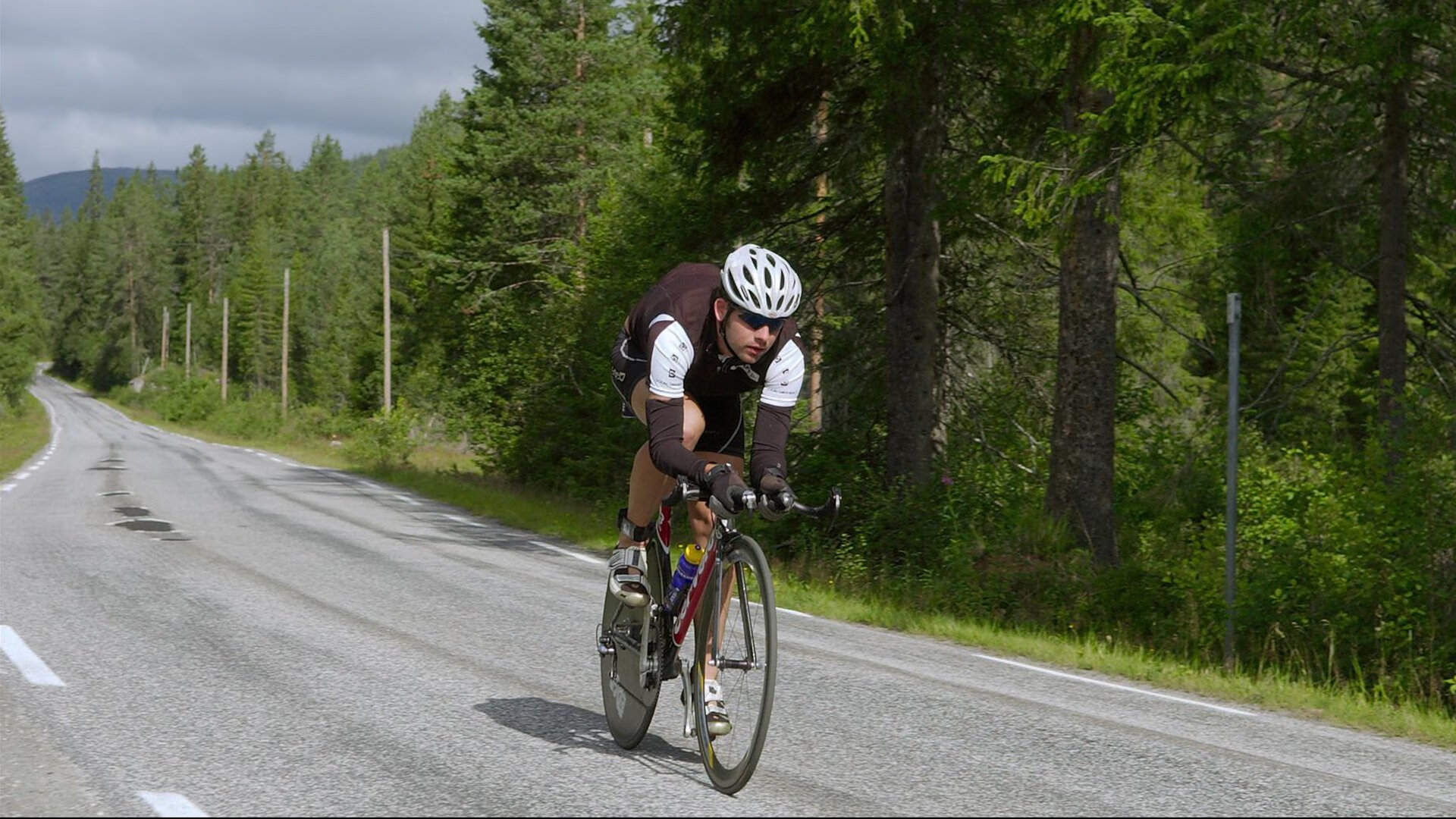 爱游戏入口-摩纳哥争夺冲刺，晋级梦想仍在眼前，摩纳哥资料